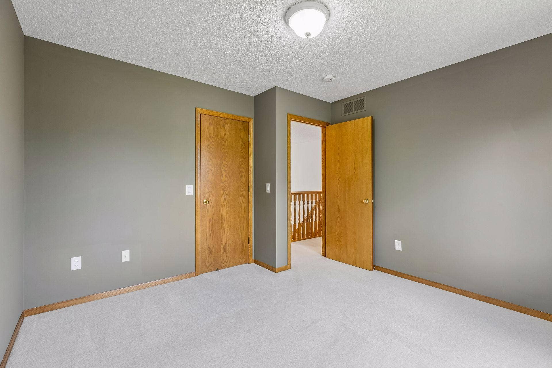3RD BEDROOM ON UPPER LEVEL