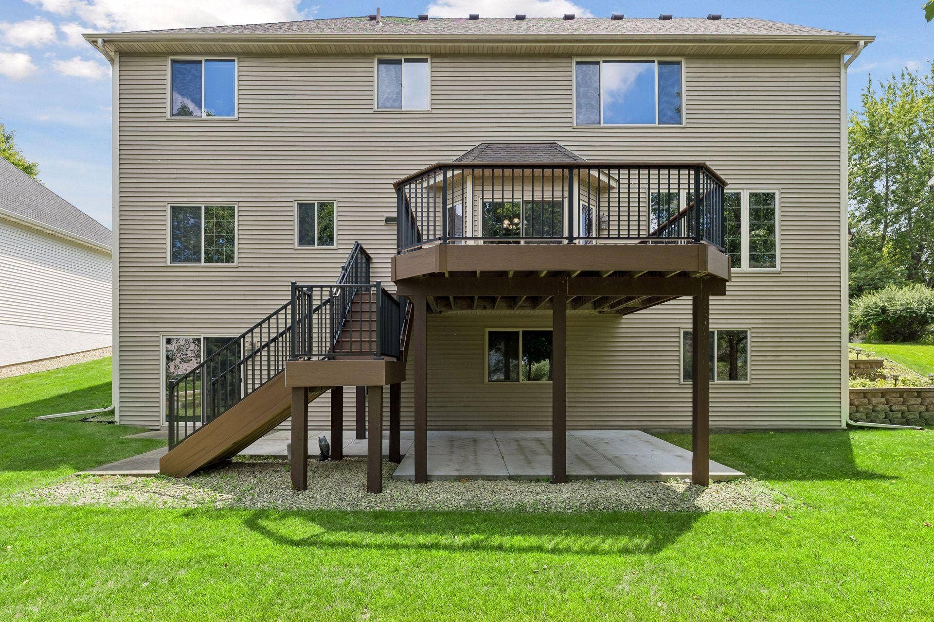 NEWER MAINTENANCE FREE DECK AND SIDING-ROOF IN 2019