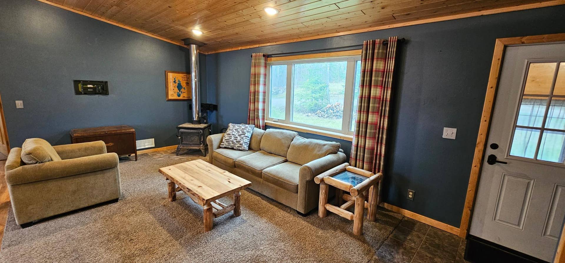 1735 Arborvitae Lane NE, Bemidji, MN 56601 20260518_101740.jpg