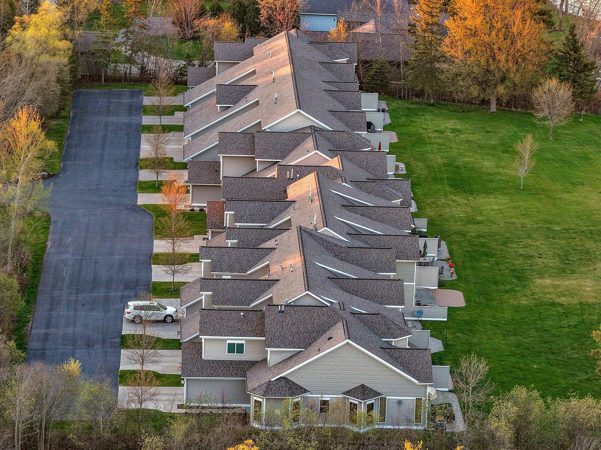 4524 Birchmont Drive NE, #4, Bemidji, MN 56601 RoyalBay 1.jpg