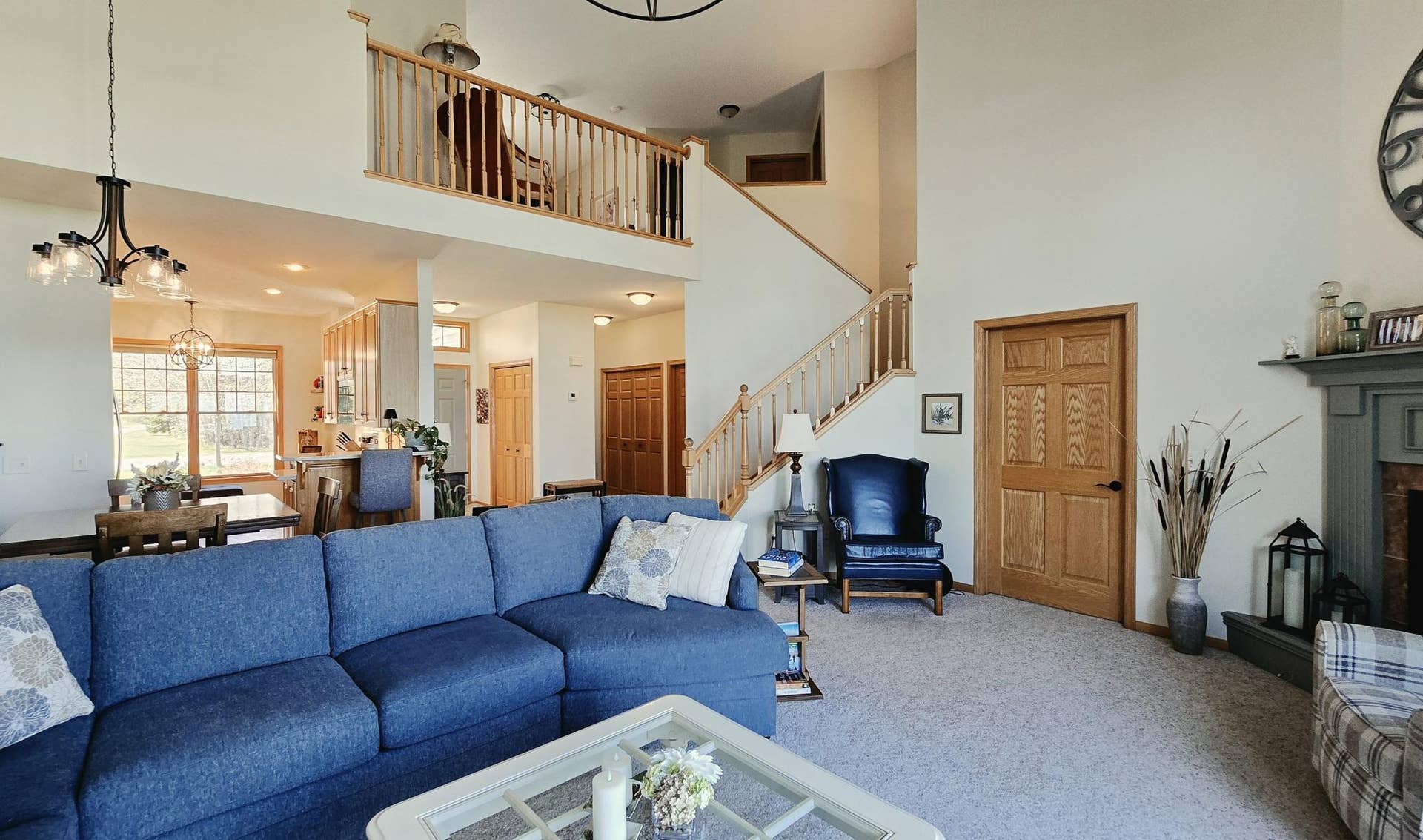 4524 Birchmont Drive NE, #4, Bemidji, MN 56601 great room7.jpg