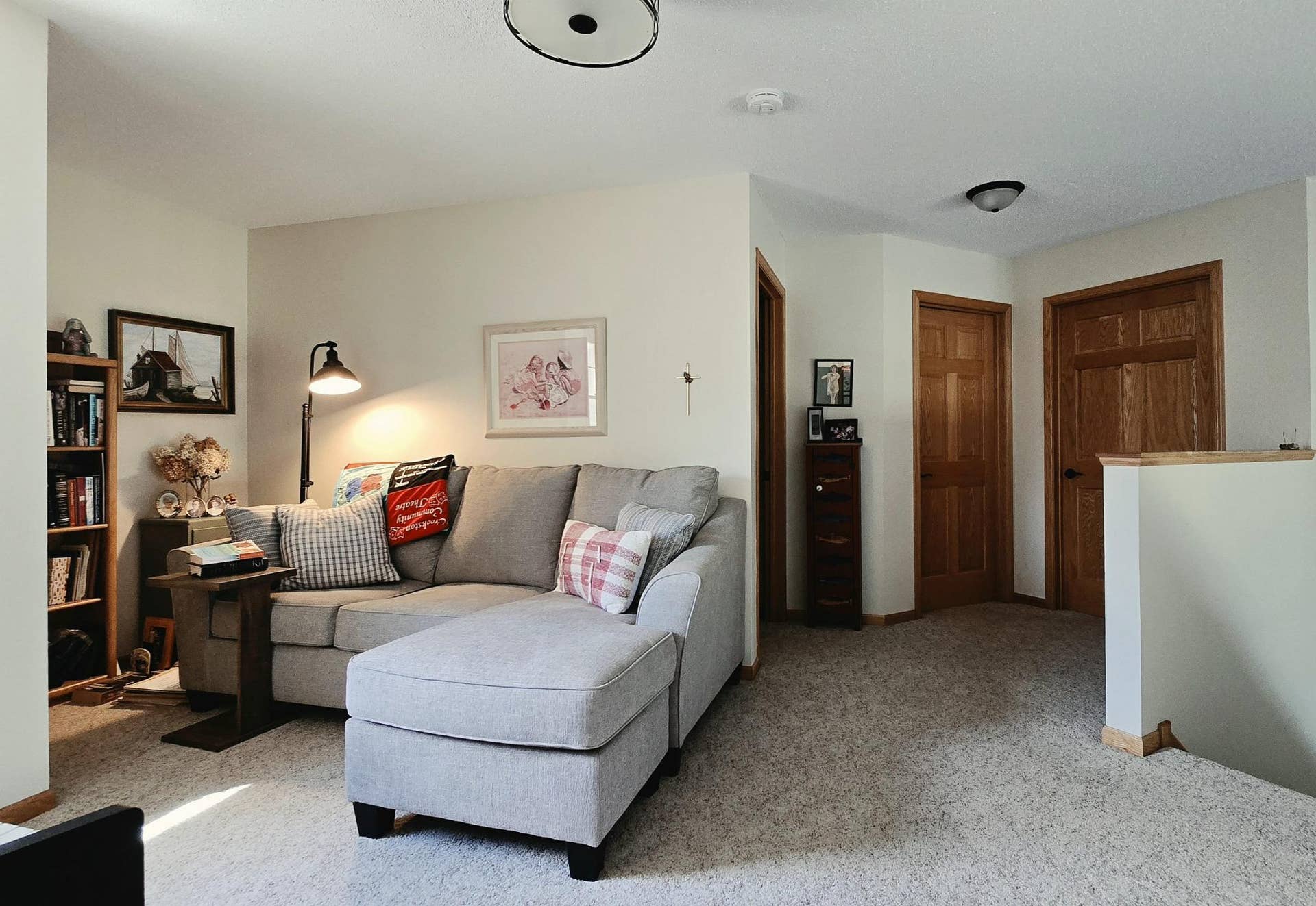 4524 Birchmont Drive NE, #4, Bemidji, MN 56601 upper landing.jpg