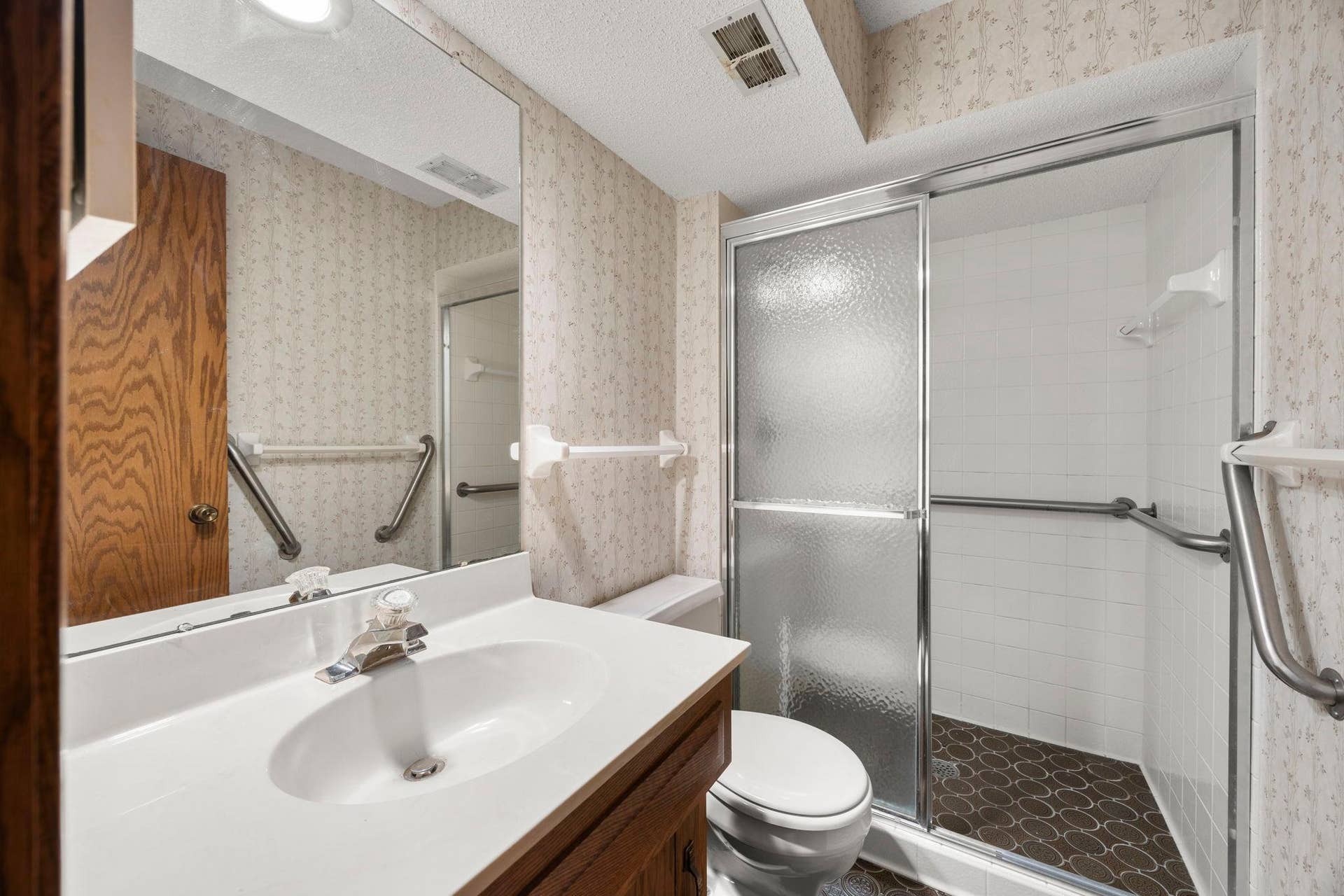 5367 Hyland Place, Bloomington, MN 55437 5367 Hyland Place, Bloomington, MN 55437