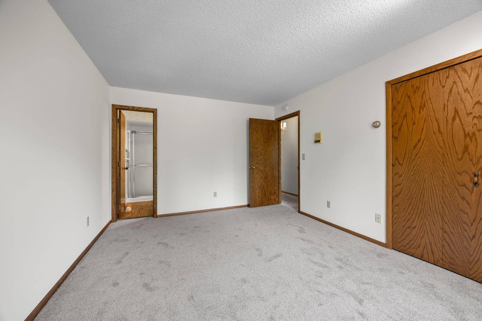 5367 Hyland Place, Bloomington, MN 55437 5367 Hyland Place, Bloomington, MN 55437