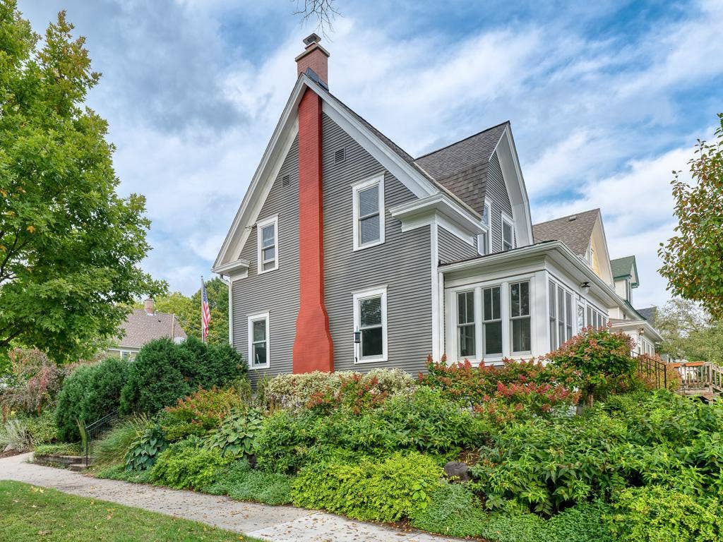 132 W 36th Street, 48, Minneapolis, MN 55408 32 - Exterior Side.jpg