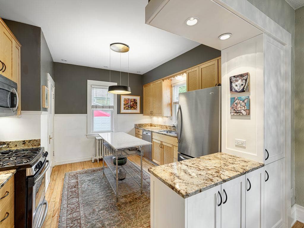 132 W 36th Street, 48, Minneapolis, MN 55408 12 - Kitchen.jpg