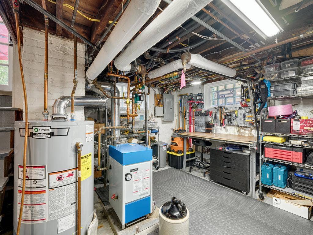 132 W 36th Street, 48, Minneapolis, MN 55408 27 - Workshop.jpg