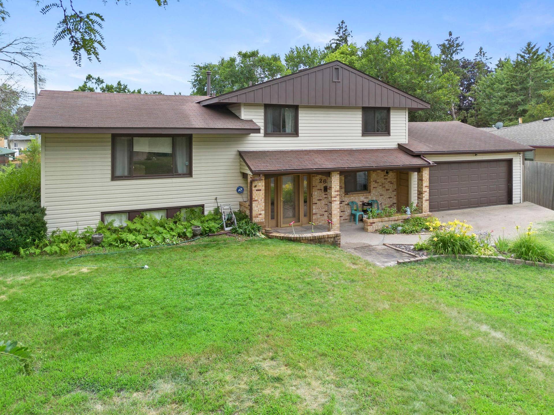 2607 64th Avenue N, Brooklyn Center, MN 55430 2607 64th Avenue N, Brooklyn Center, MN 55430