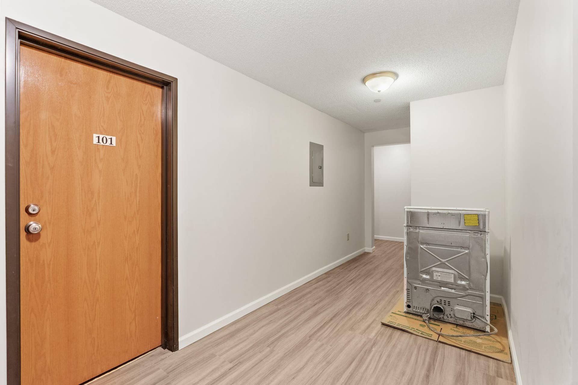 3514 Grand Avenue S, 48, Minneapolis, MN 55408 Basement commone space