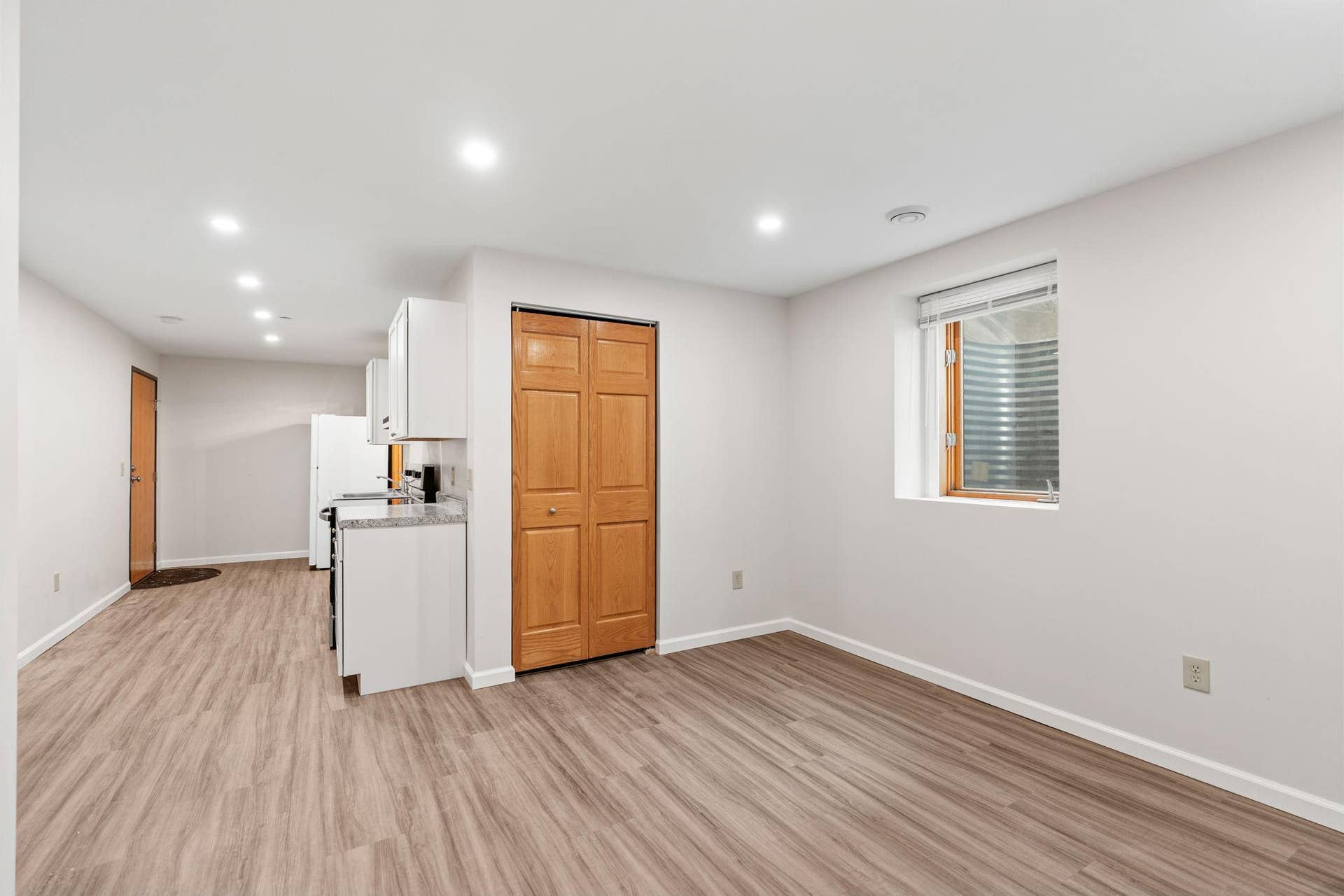 3514 Grand Avenue S, 48, Minneapolis, MN 55408 Unit 4 - Studio