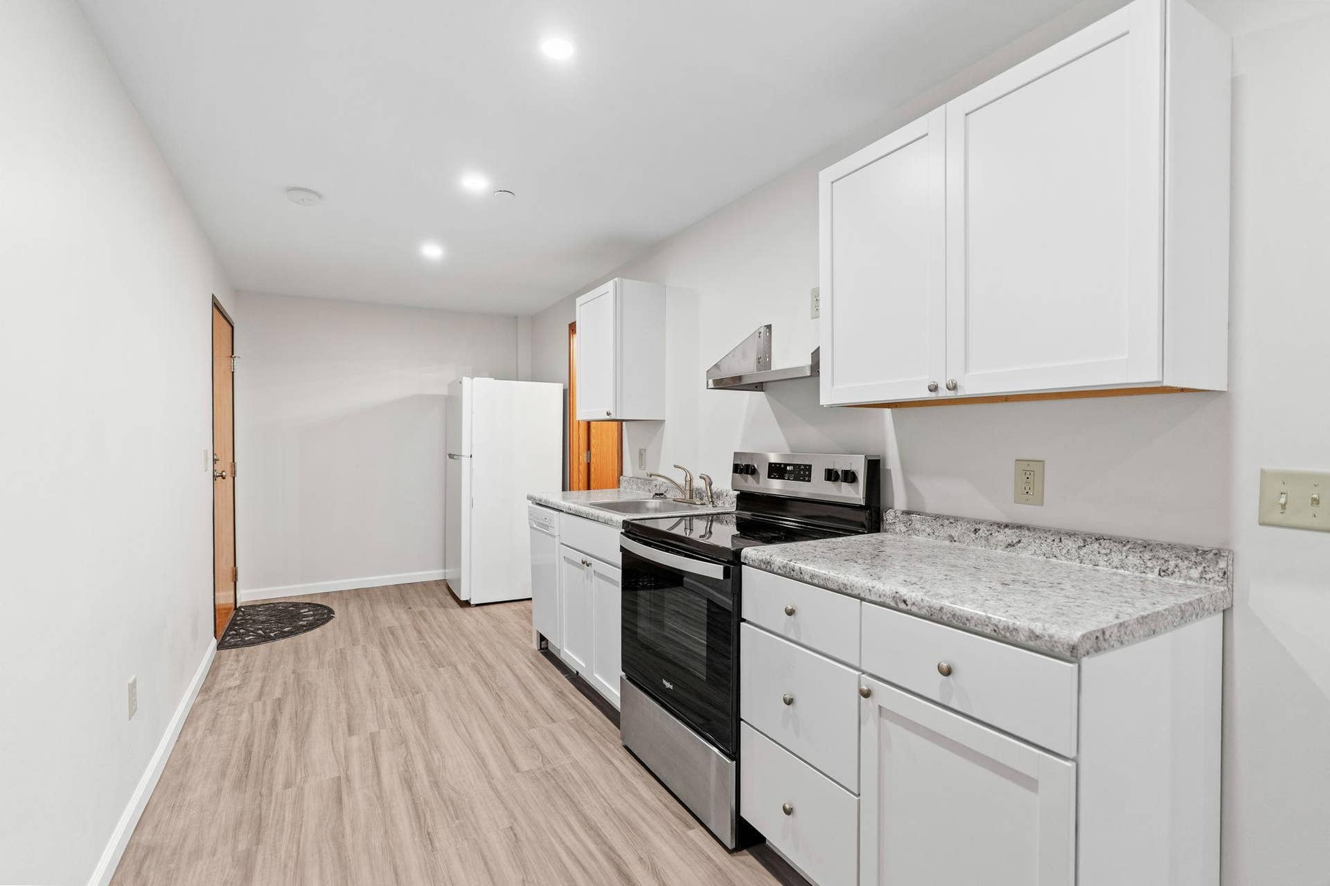 3514 Grand Avenue S, 48, Minneapolis, MN 55408 Unit 4 - Studio
