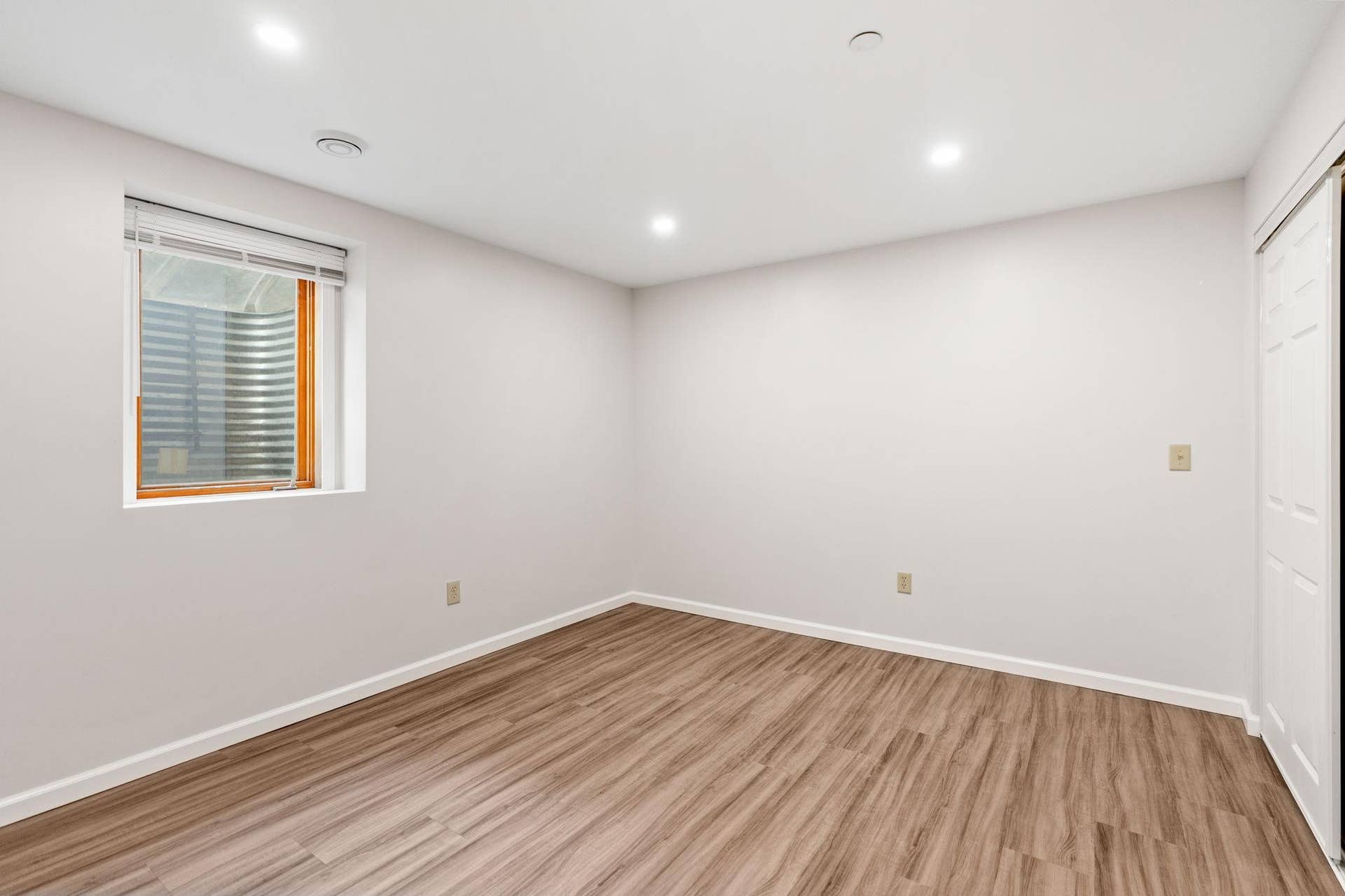 3514 Grand Avenue S, 48, Minneapolis, MN 55408 201 - 3rd Bedroom