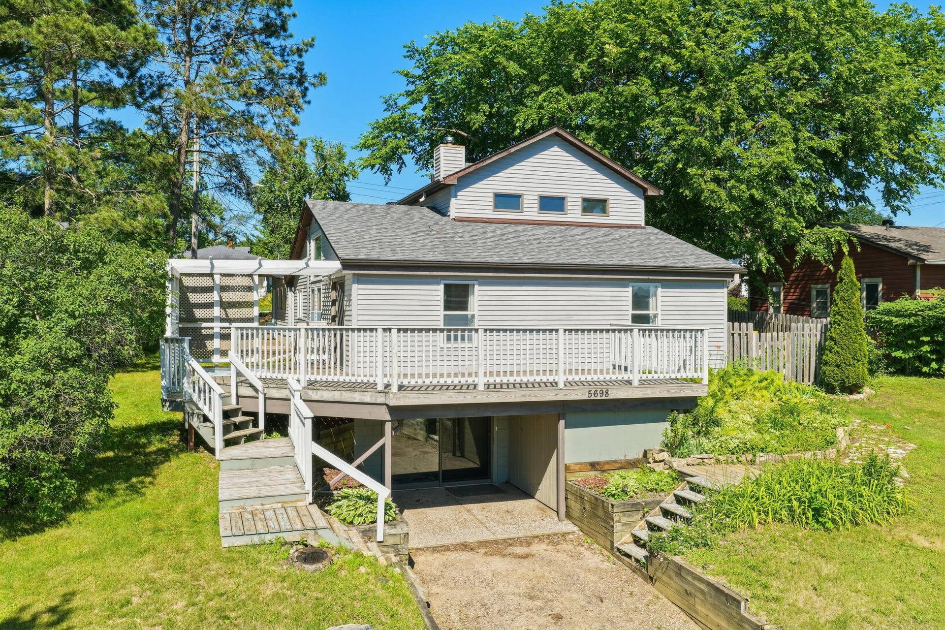 5698 Stagecoach Trail N, Stillwater, MN 55082 5698 Stagecoach Trail N.
