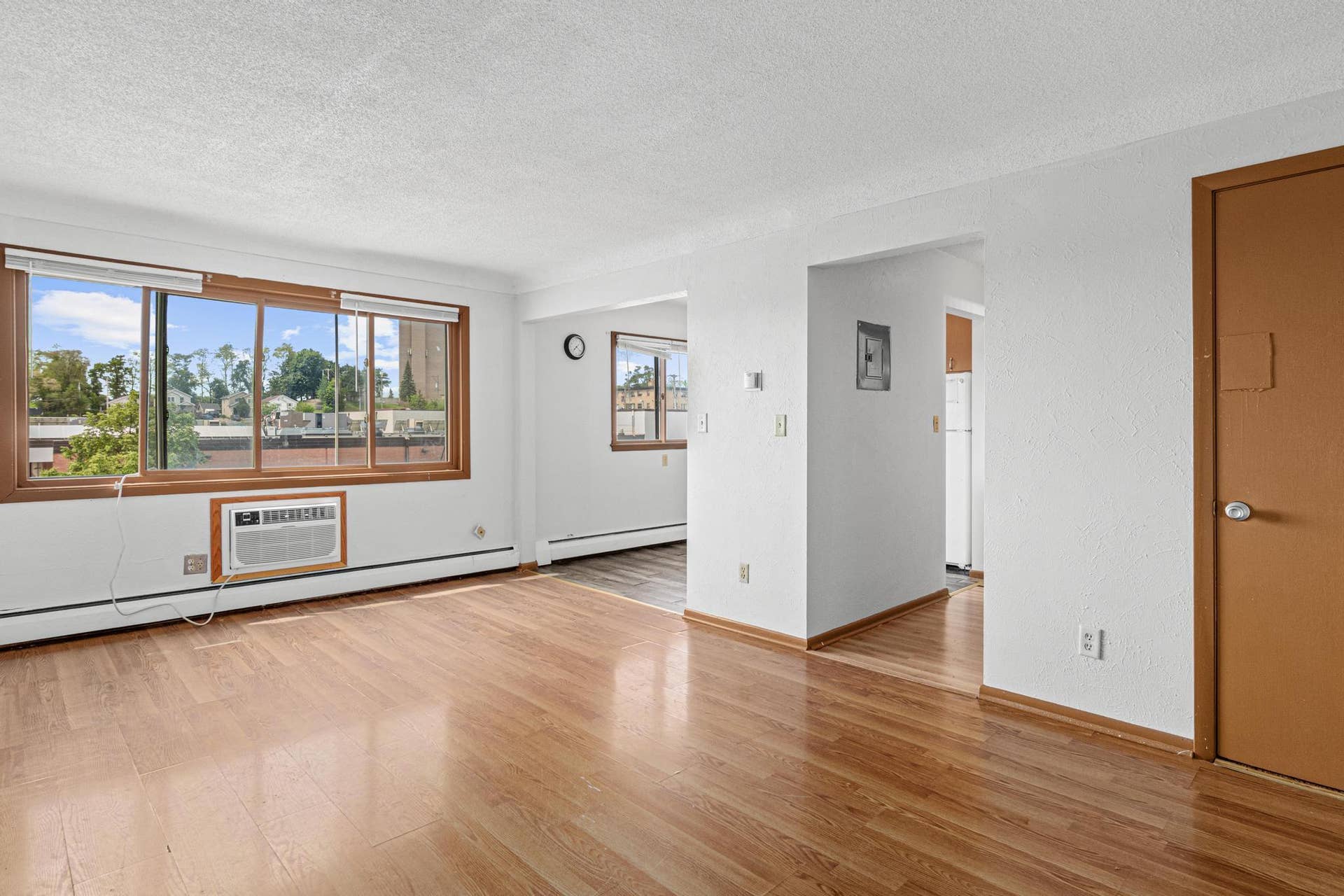 1339 Conway Street, 90, Saint Paul, MN 55106 1339 Conway Street, 90, Saint Paul, MN 55106