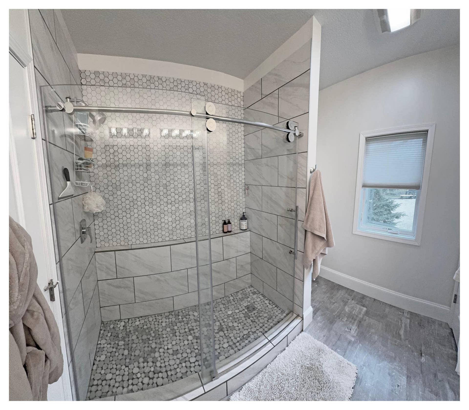 412 Majestic Pines Lane NW, Bemidji, MN 56601 Tiled shower in Primary Bath.jpg