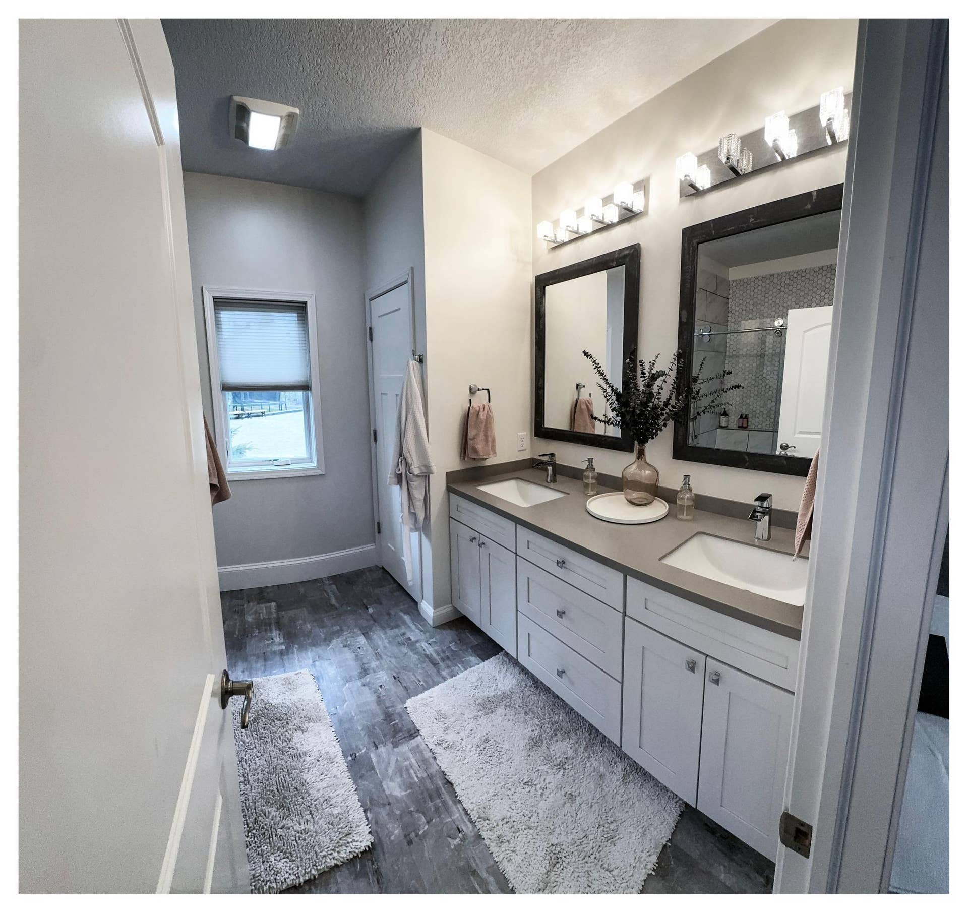 412 Majestic Pines Lane NW, Bemidji, MN 56601 Primary Bath Vanity .jpg