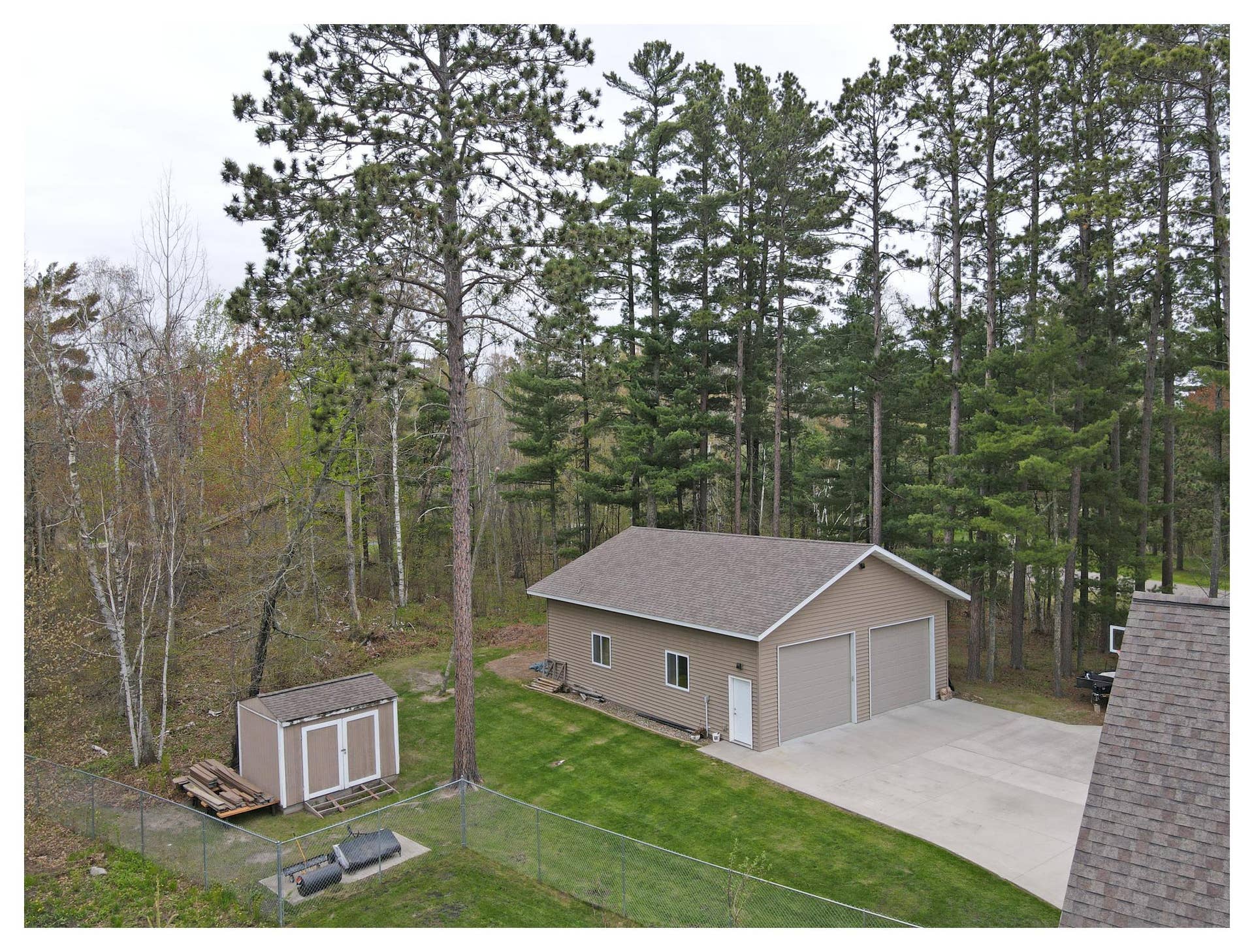 412 Majestic Pines Lane NW, Bemidji, MN 56601 Heated Shop.jpg