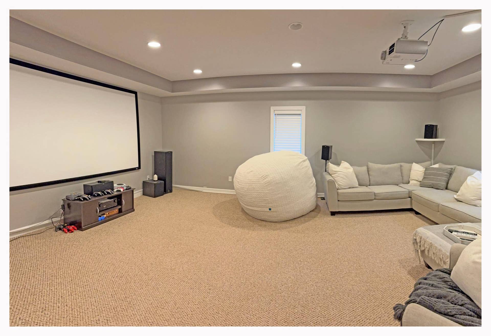 412 Majestic Pines Lane NW, Bemidji, MN 56601 Family Room 2.jpg