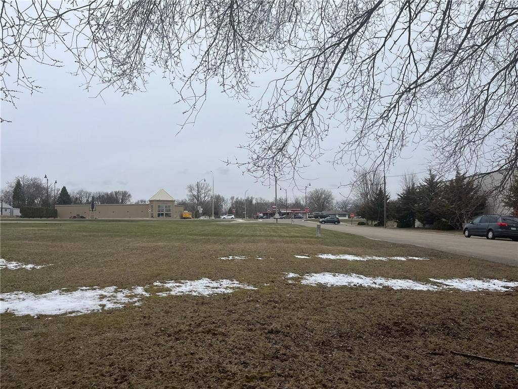 1916 Main Street, Albert Lea, MN 56007 1916 Main Street, Albert Lea, MN 56007
