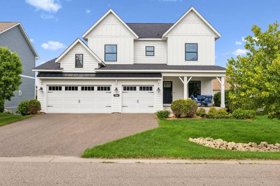 Property photo for 284 Primrose Path N, Bayport, MN
