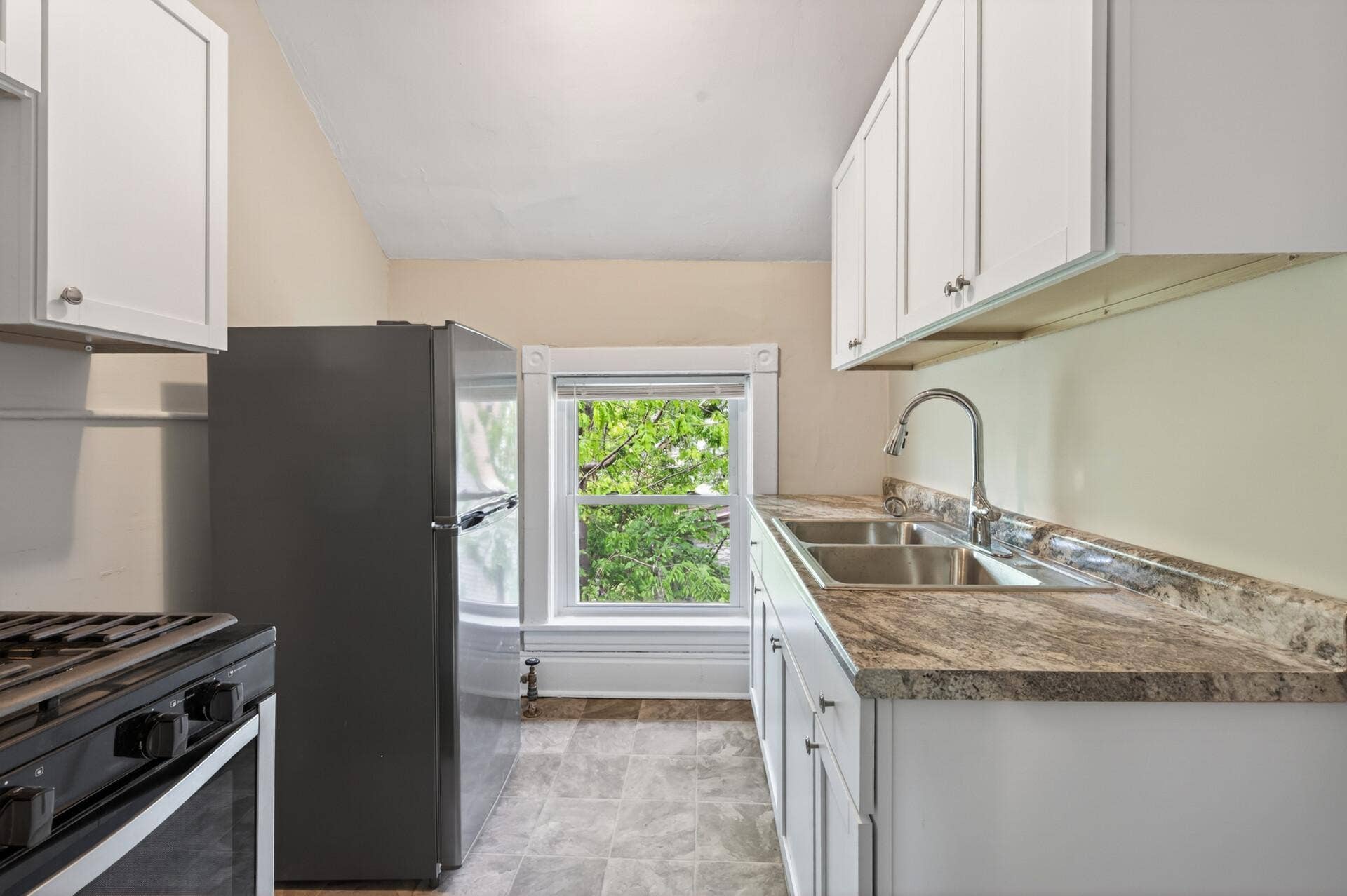 1811 E 28th Street, 22, Minneapolis, MN 55407 35_1811_E_28th35_mls.jpg