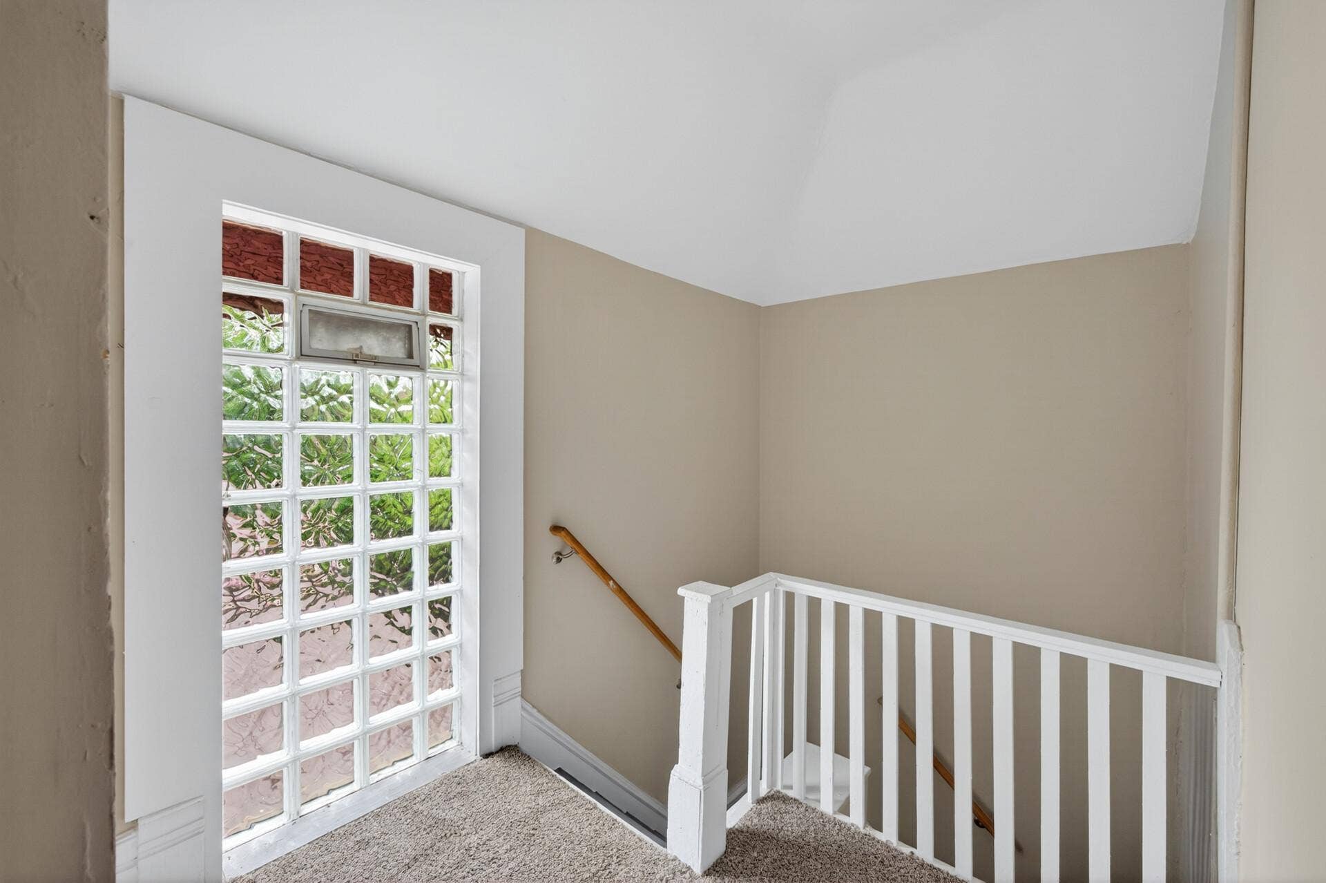 1811 E 28th Street, 22, Minneapolis, MN 55407 40_1811_E_28th40_mls.jpg