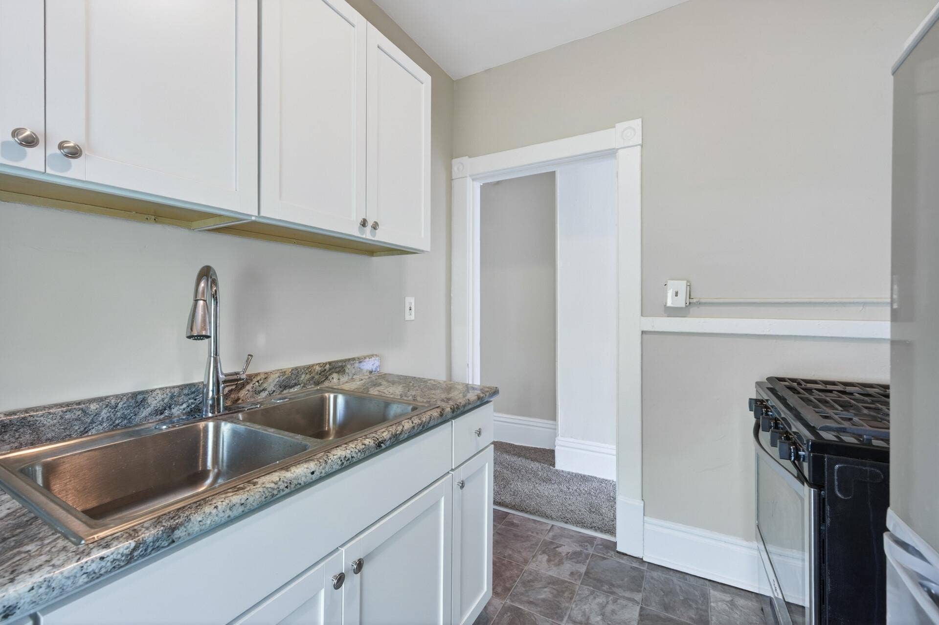 1811 E 28th Street, 22, Minneapolis, MN 55407 37_1811_E_28th37_mls.jpg