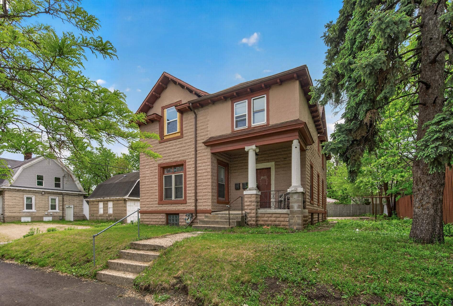 1811 E 28th Street, 22, Minneapolis, MN 55407 01_1811_E_28th1_mls.jpg