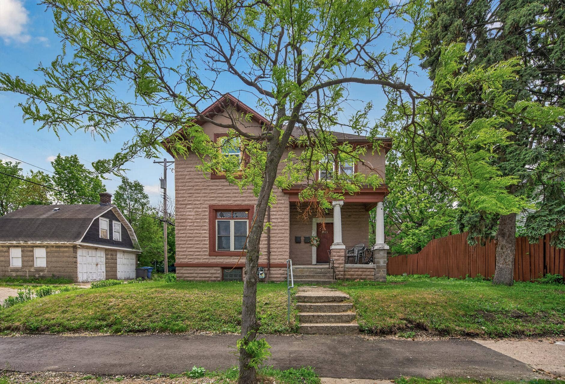 1811 E 28th Street, 22, Minneapolis, MN 55407 03_1811_E_28th3_mls.jpg