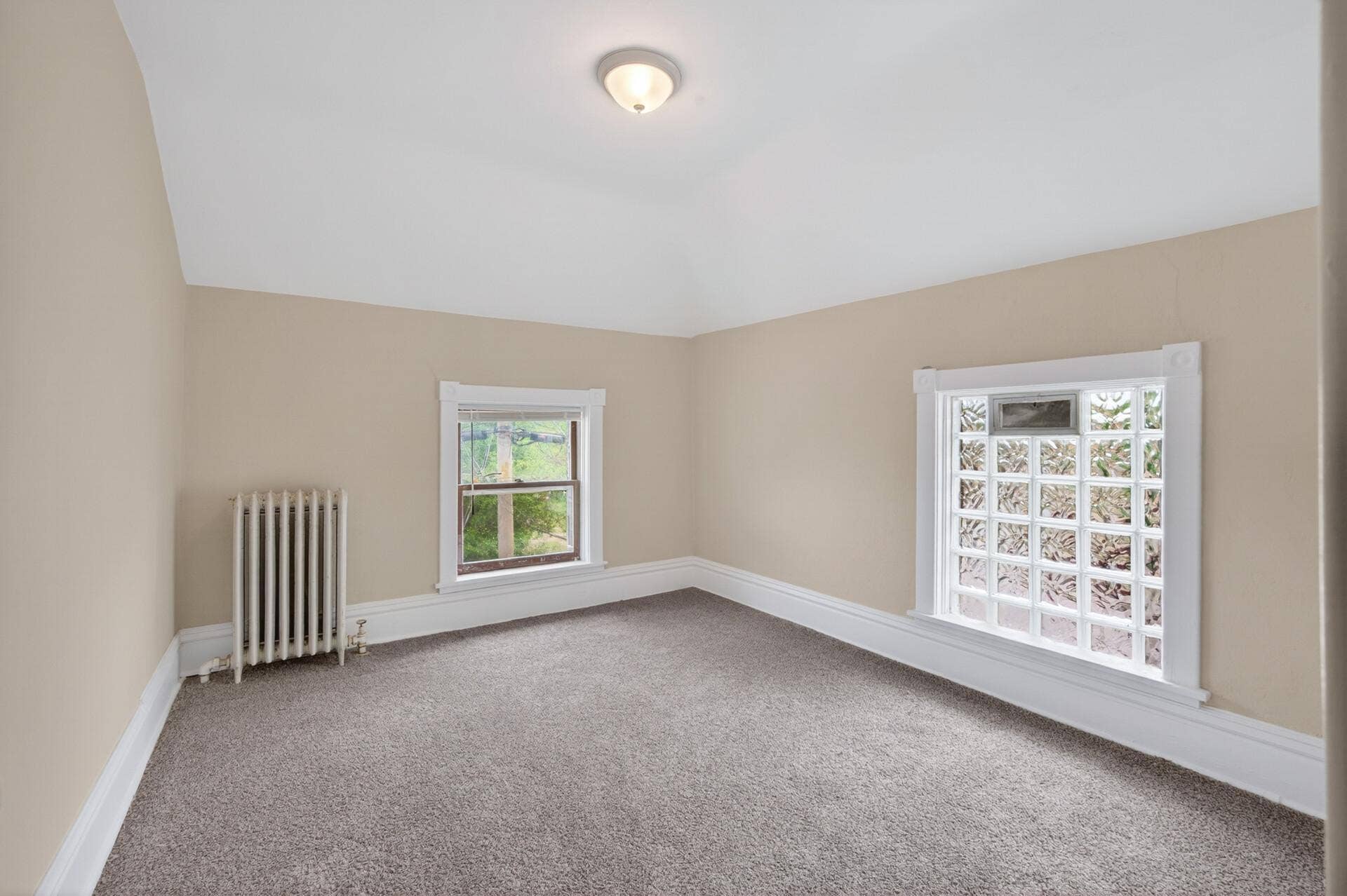 1811 E 28th Street, 22, Minneapolis, MN 55407 39_1811_E_28th39_mls.jpg
