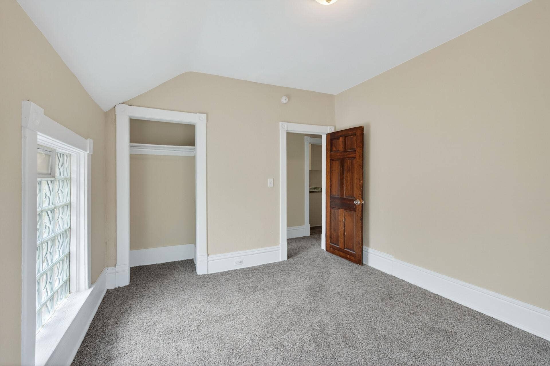 1811 E 28th Street, 22, Minneapolis, MN 55407 38_1811_E_28th38_mls.jpg