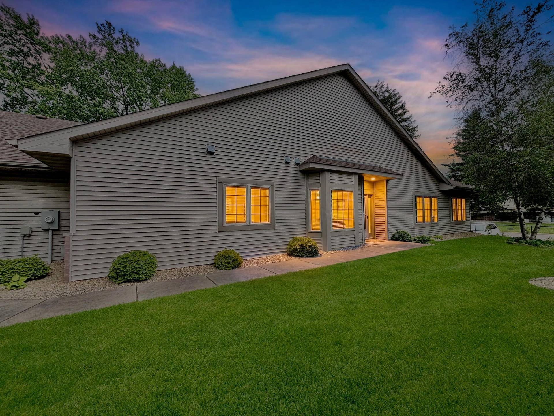 1516 Pine Pointe, White Bear Lake, MN 55110 1516 Pine Point