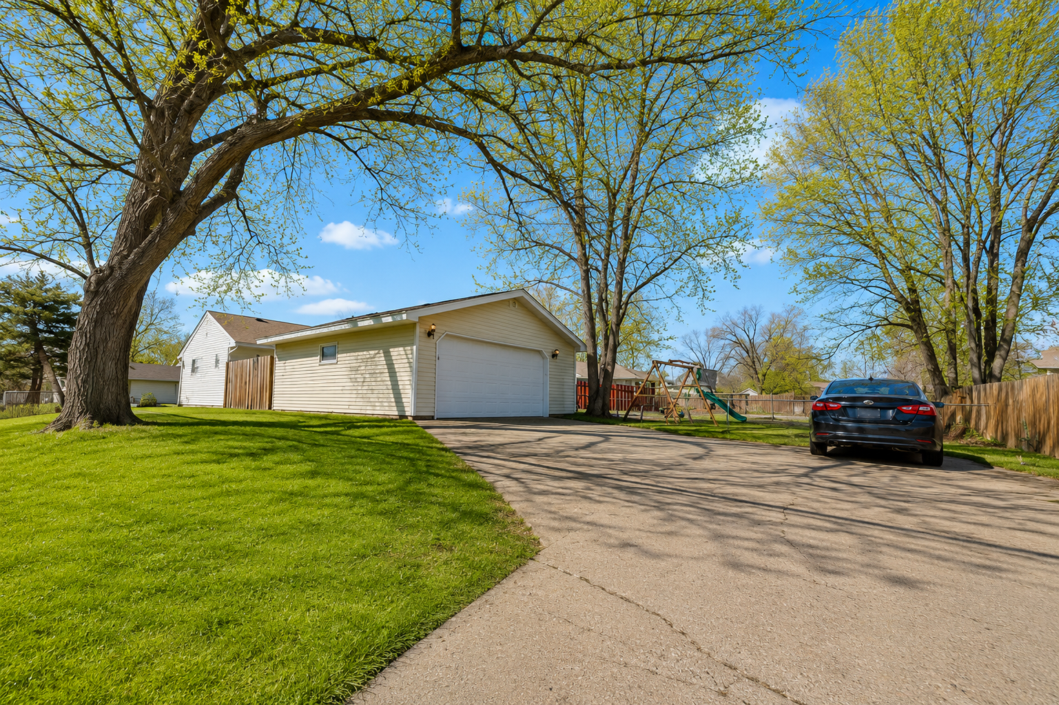 7700 Sierra Parkway, Brooklyn Park, MN 55444 fatima 23.png