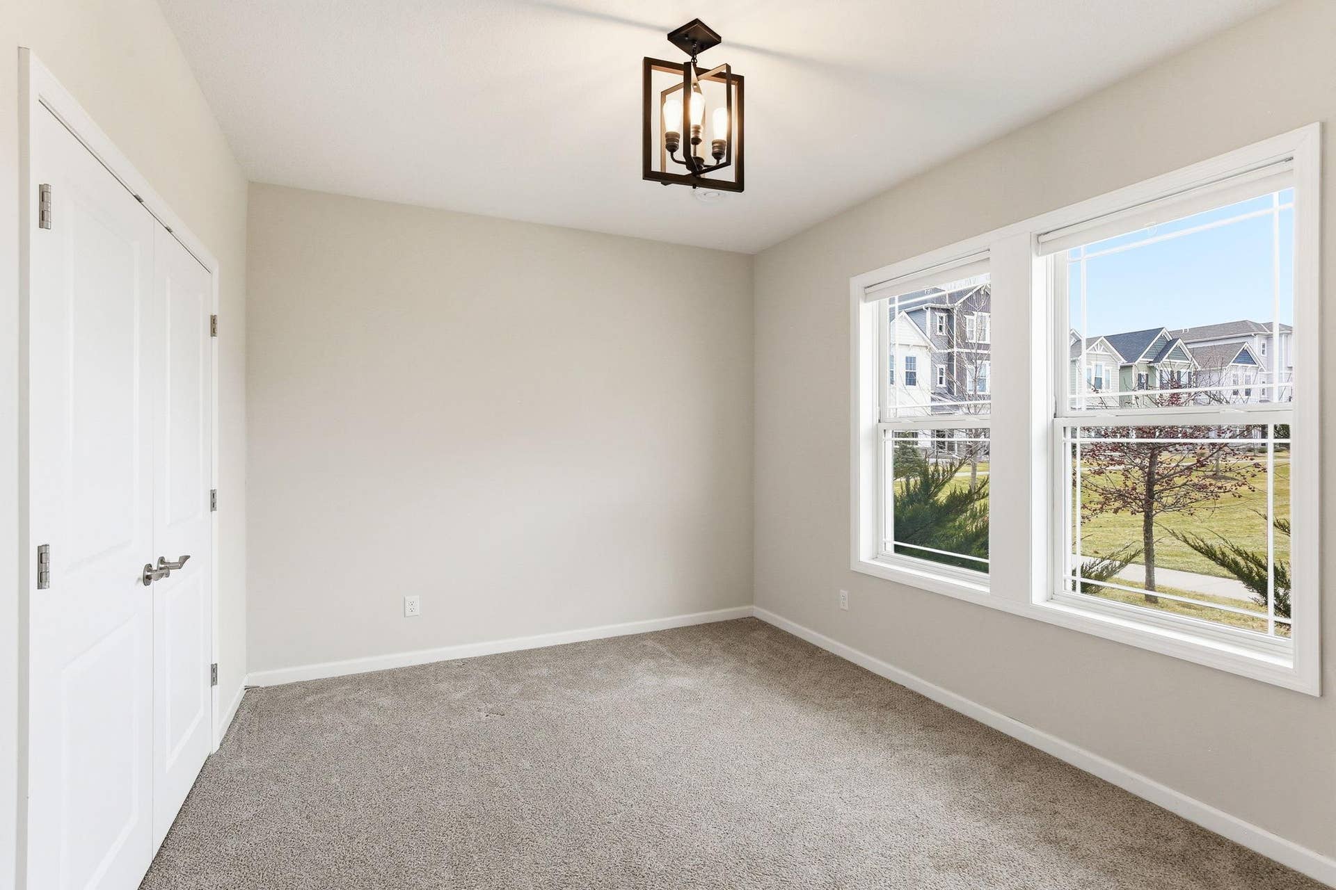 11289 81st Way N, Maple Grove, MN 55369 41-web-or-mls-11289-81st-Wy-N-41.jpg