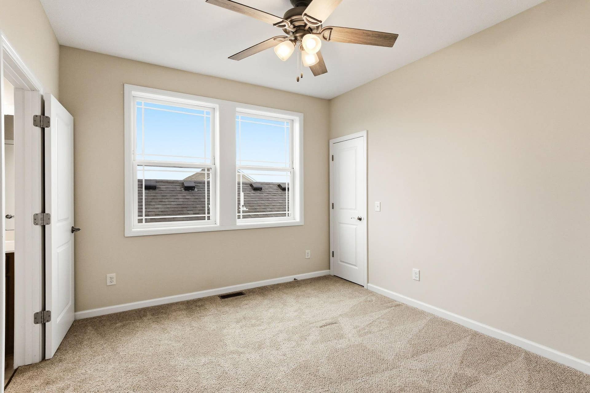 11289 81st Way N, Maple Grove, MN 55369 37-web-or-mls-11289-81st-Wy-N-37.jpg