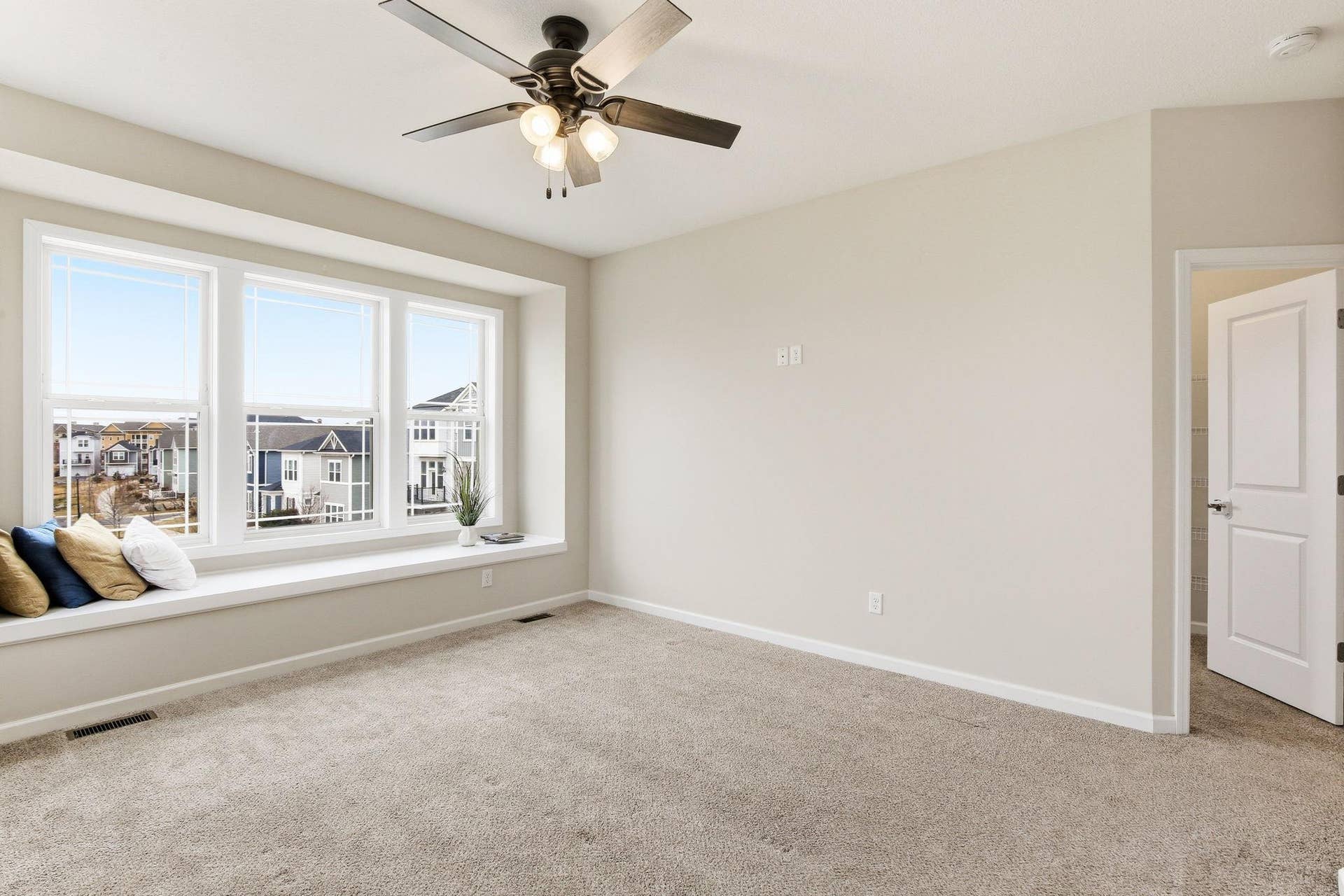 11289 81st Way N, Maple Grove, MN 55369 26-web-or-mls-11289-81st-Wy-N-26.jpg