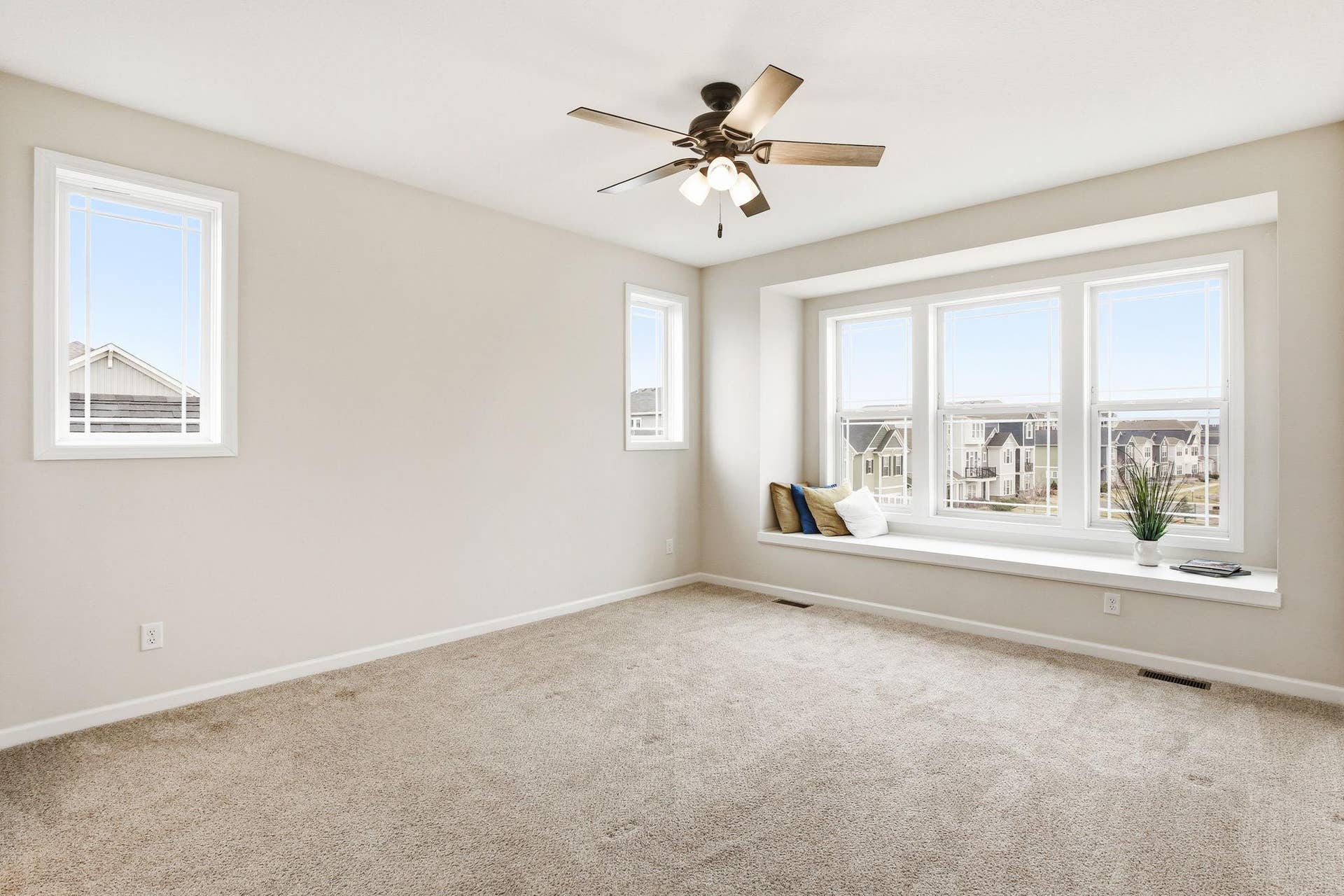 11289 81st Way N, Maple Grove, MN 55369 24-web-or-mls-11289-81st-Wy-N-24.jpg
