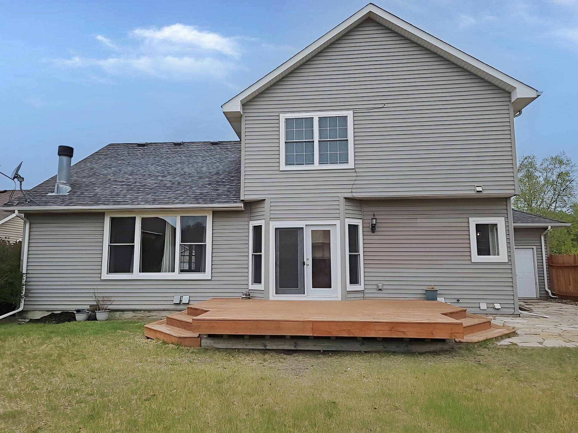 5928 Pintail Lane, White Bear Lake, MN 55110 IMG_20260514_151519~2.jpg