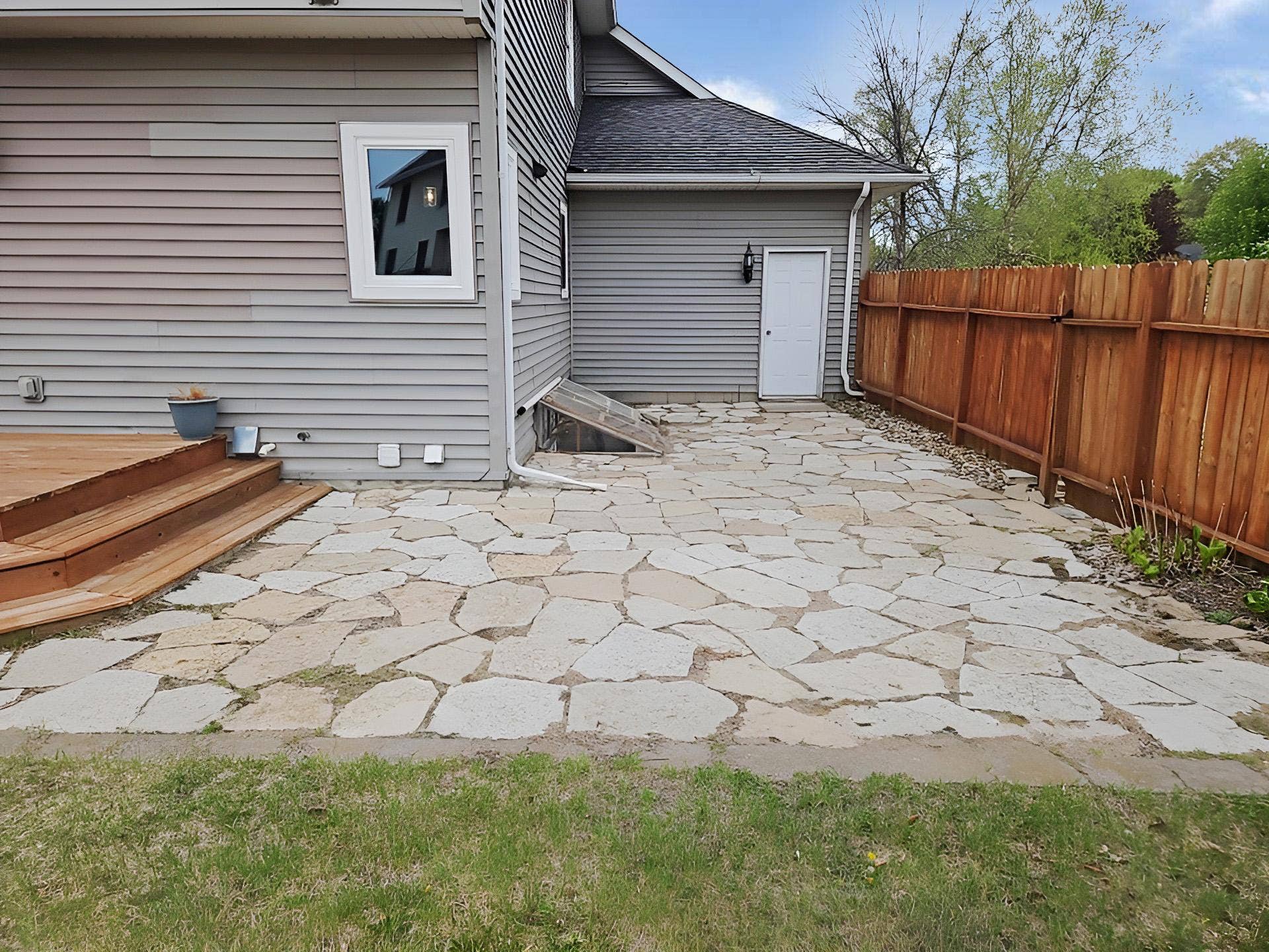 5928 Pintail Lane, White Bear Lake, MN 55110 IMG_20260514_151601~2.jpg