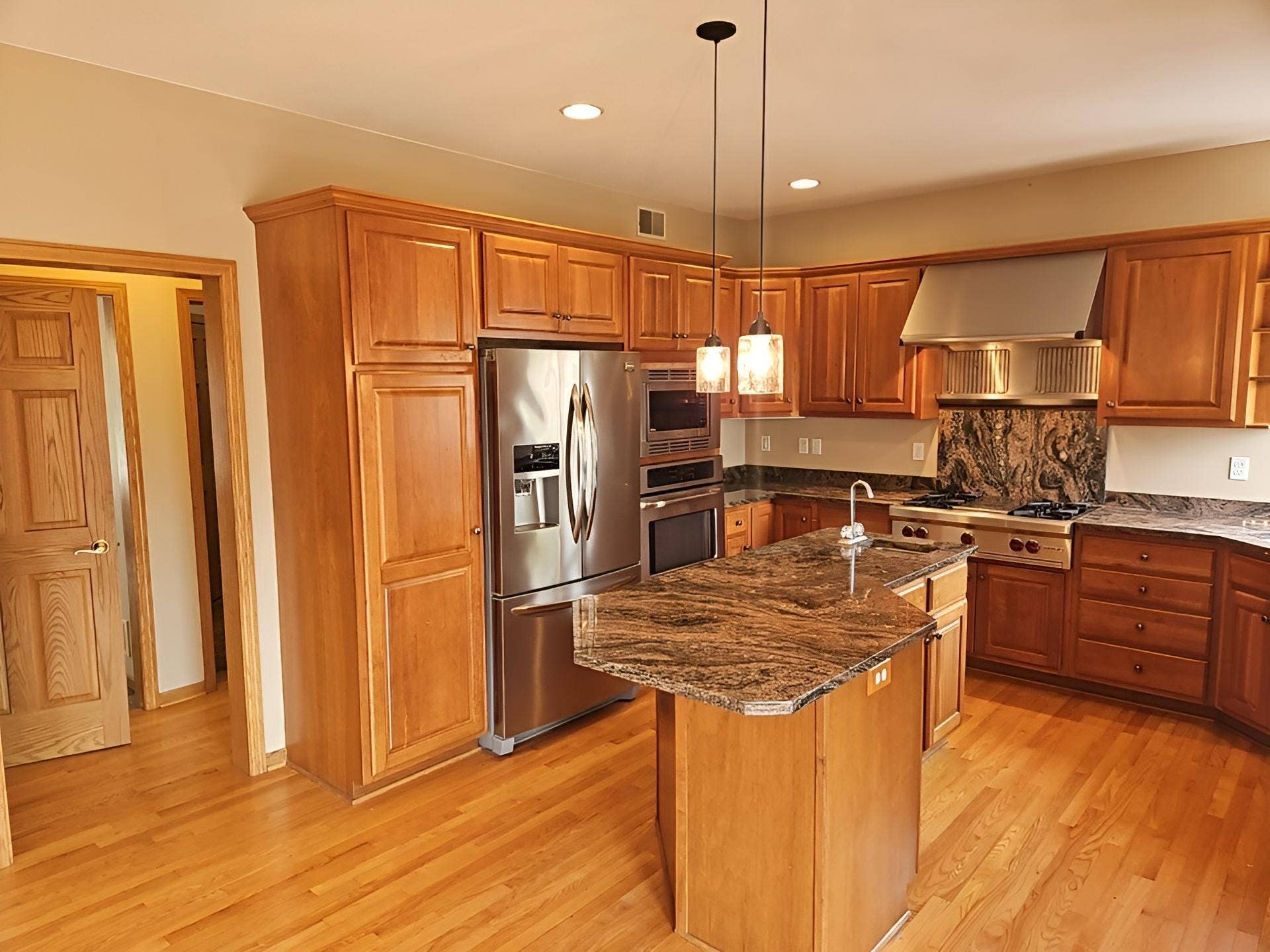 5928 Pintail Lane, White Bear Lake, MN 55110 IMG_20260514_151139.jpg