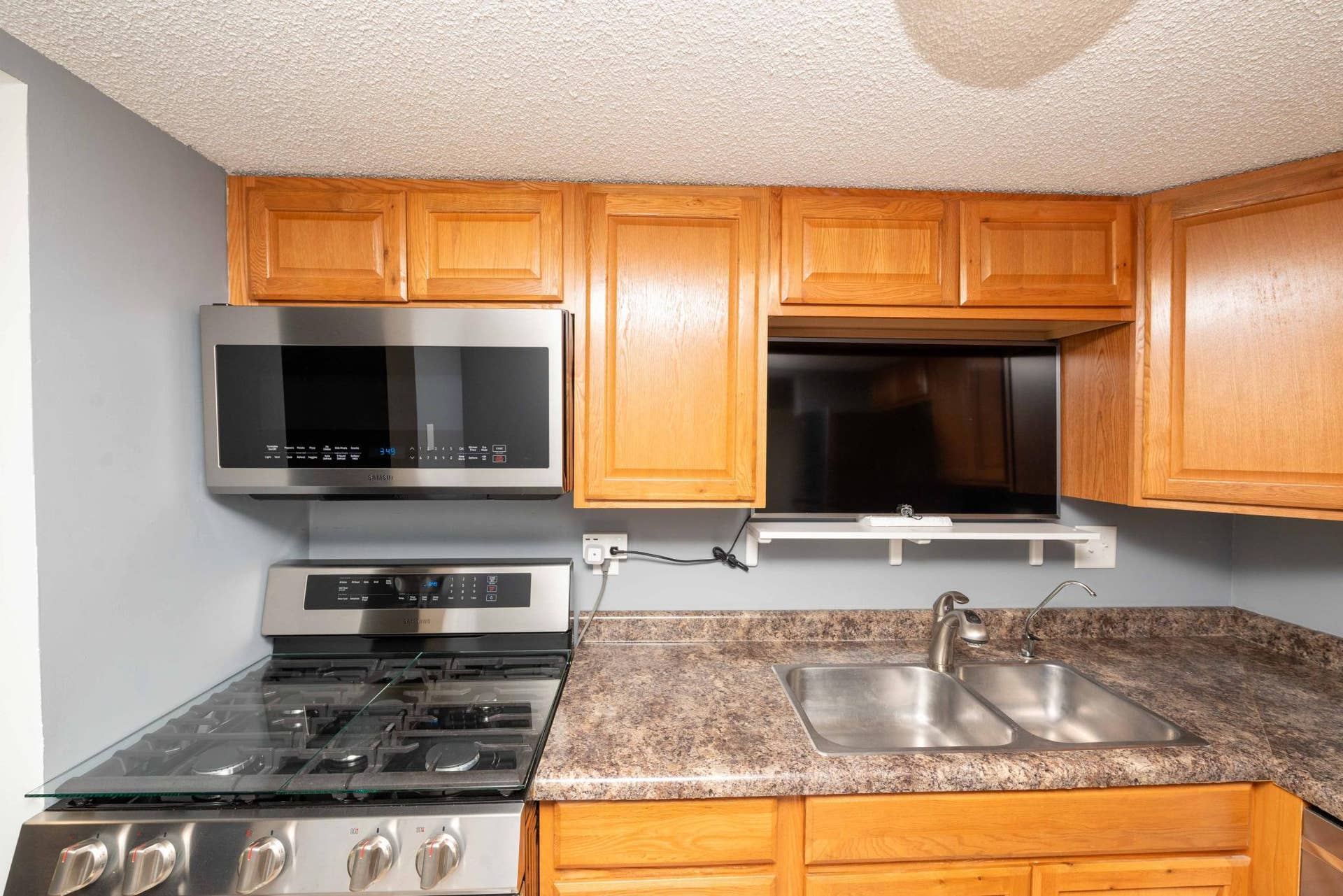 7196 72nd Lane N, #227, Brooklyn Park, MN 55428 DSC_7692.jpg