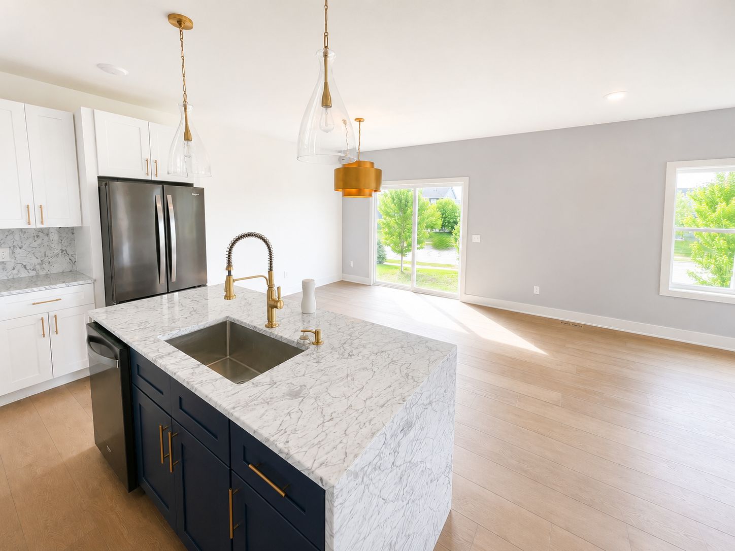 4544 Savanna Trail, Chaska, MN 55318 Full Quartz Surround Center Island