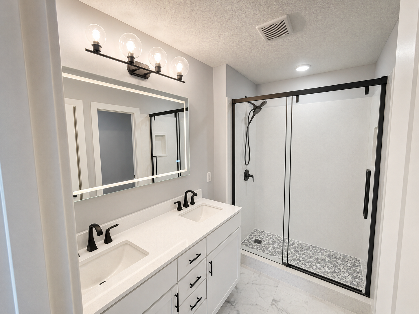 4544 Savanna Trail, Chaska, MN 55318 Primary Bath