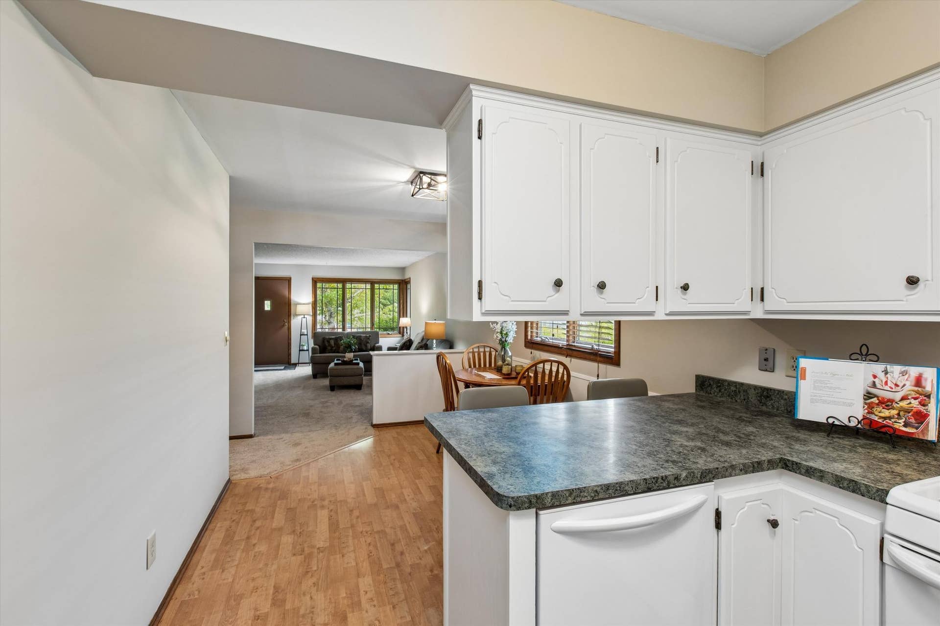 1493 Arundel Street, 97, Saint Paul, MN 55117 Kitchen