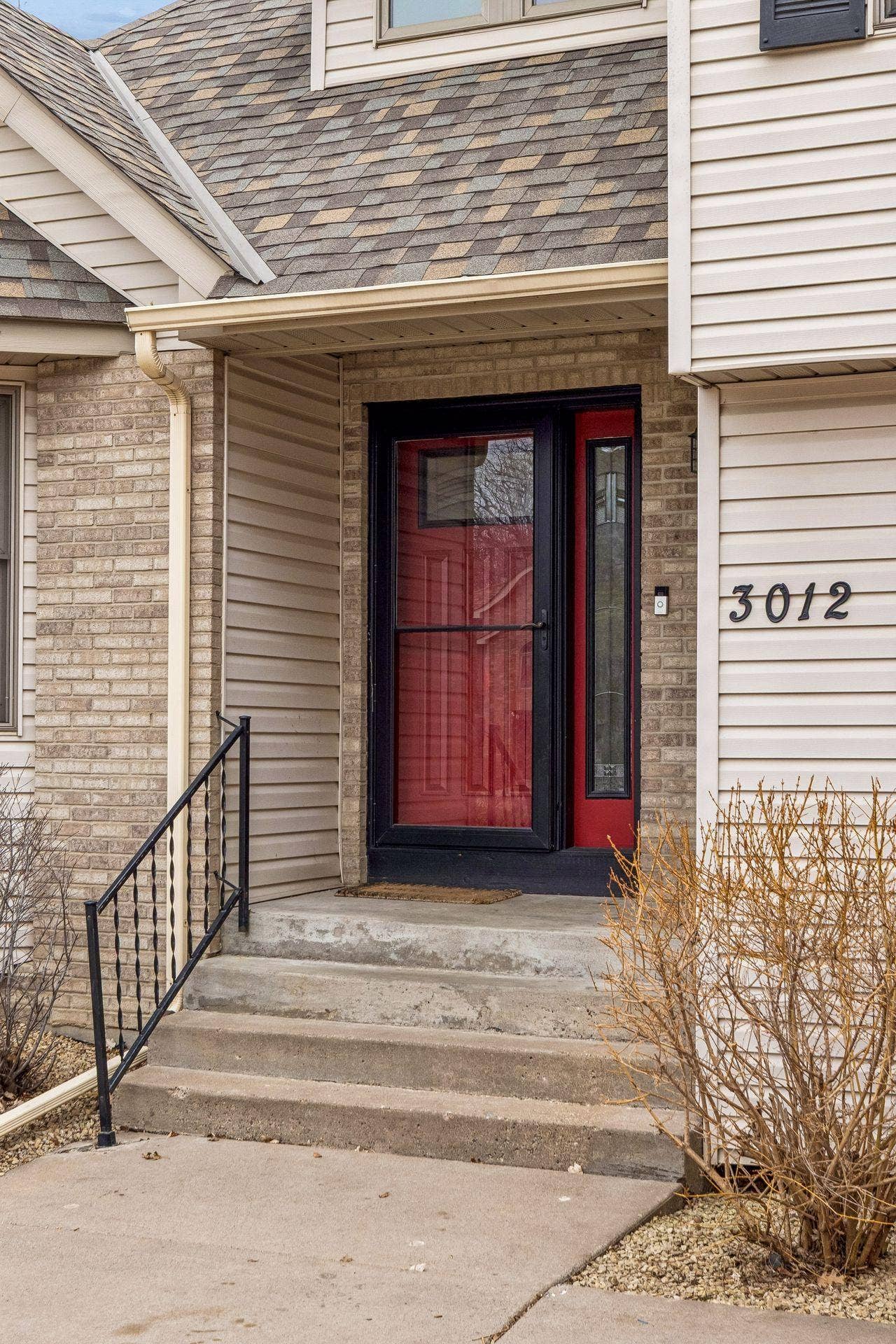 3012 Walter Street, Maplewood, MN 55109 Front Door