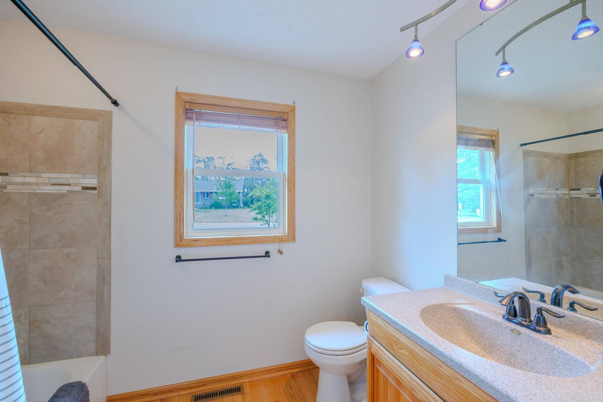 102 Robertson Drive NW, Bemidji, MN 56601 102 Robertson Drive NW, Bemidji, MN 56601