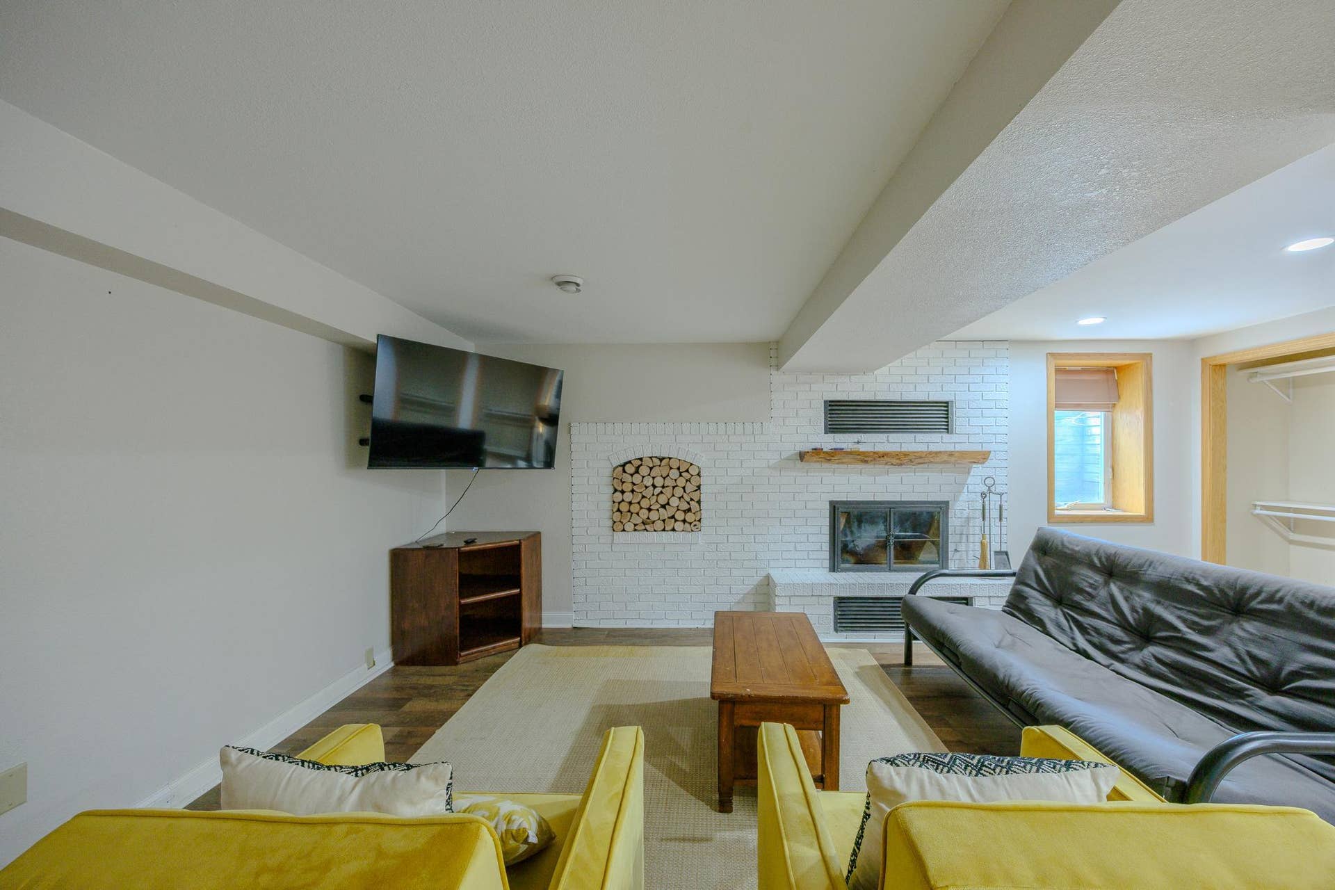 102 Robertson Drive NW, Bemidji, MN 56601 102 Robertson Drive NW, Bemidji, MN 56601