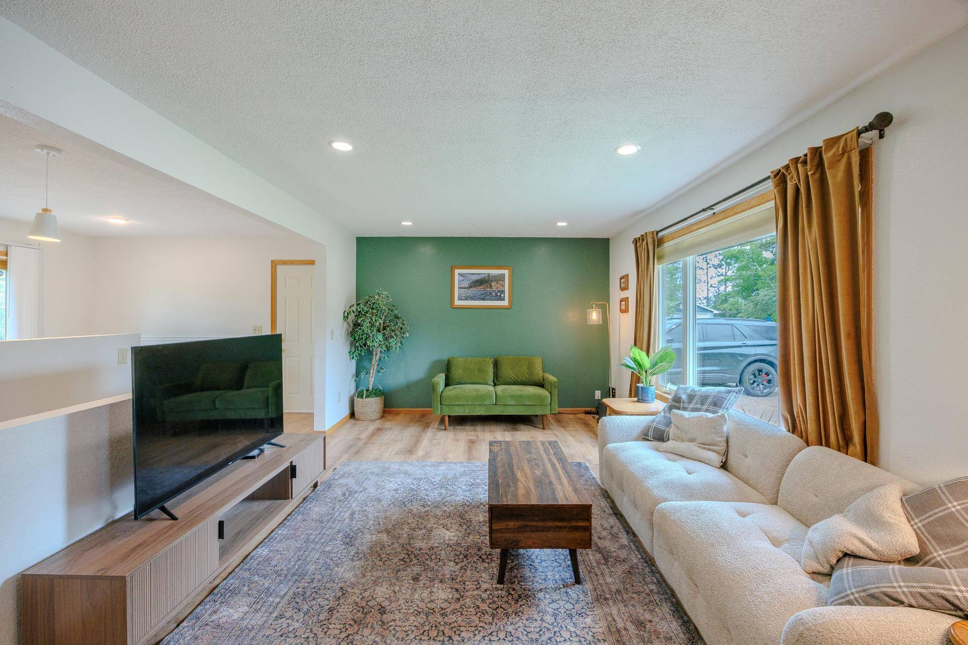 102 Robertson Drive NW, Bemidji, MN 56601 102 Robertson Drive NW, Bemidji, MN 56601