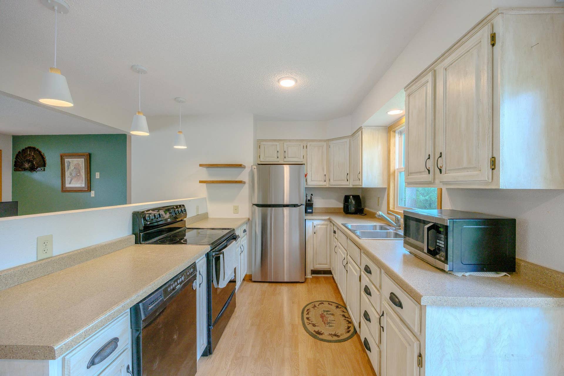 102 Robertson Drive NW, Bemidji, MN 56601 102 Robertson Drive NW, Bemidji, MN 56601