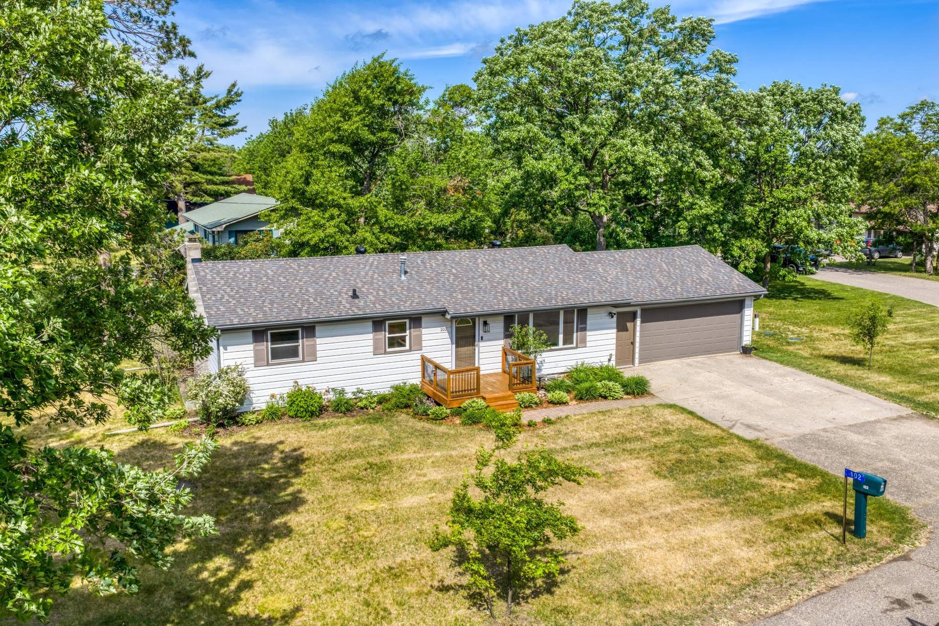 102 Robertson Drive NW, Bemidji, MN 56601 102 Robertson Drive NW, Bemidji, MN 56601